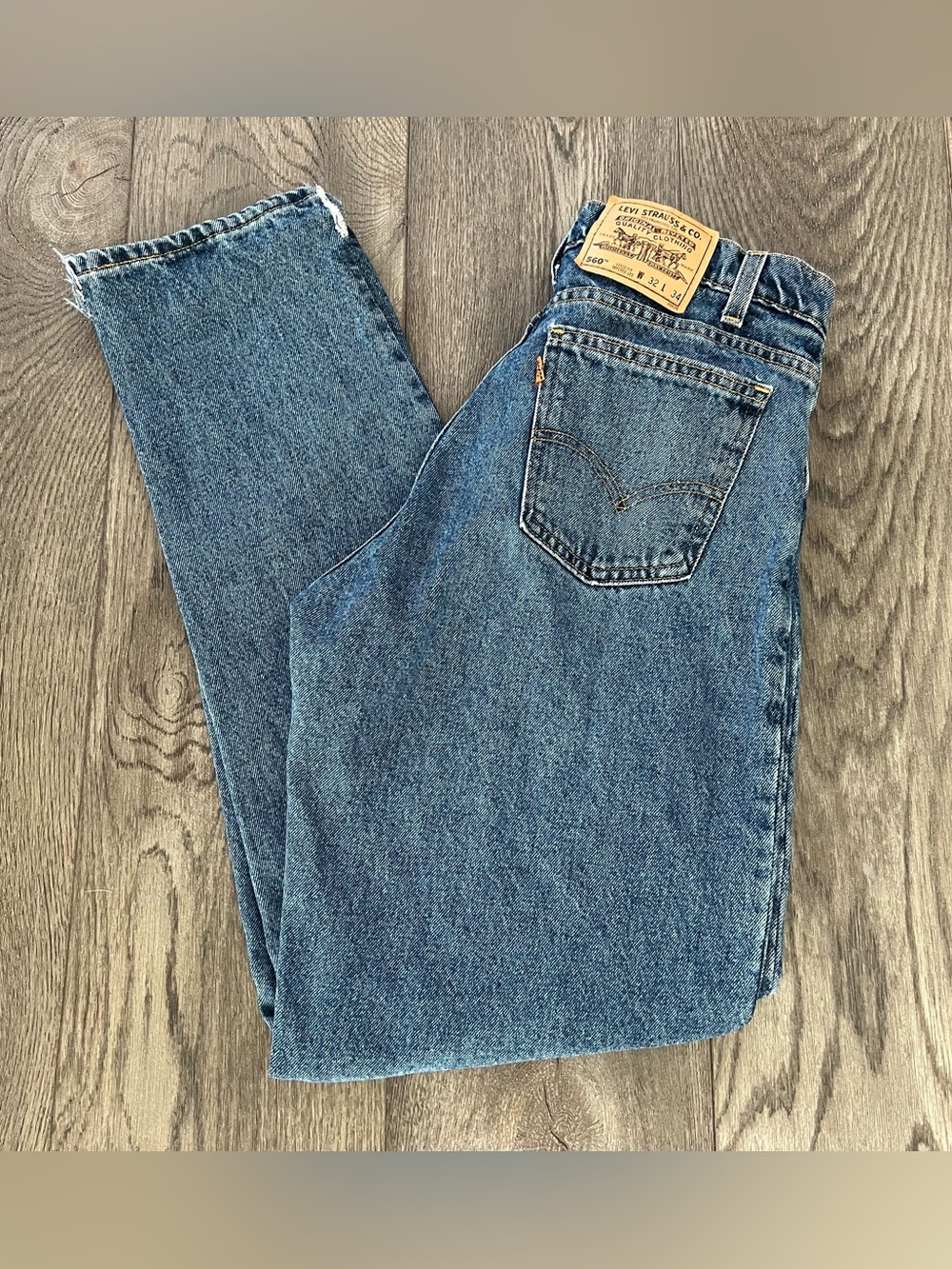 Vintage 90s LEVI’S 560 Orange Tab Loose Fit Skater Denim Jeans 32 x 34